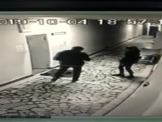 В Ишимбае мужчина оскорбивший врача выбил дверь в процедурном кабинете