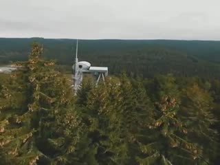 Прыжок на велосипеде с трамплина