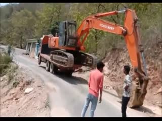 Мастера по разгрузке спецтехники