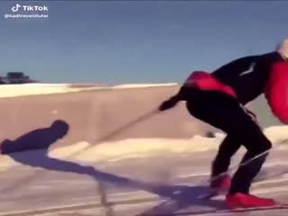 Да ну, нахрен, эту медаль!