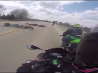 Мотоциклист обманул смерть