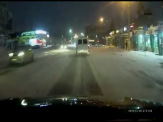 Про девушку за рулем, сбитого школьника и бравую медсестру