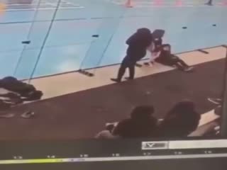 Минус чистых окон.