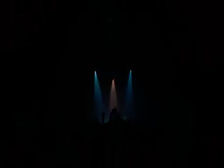 Современное лазерное шоу выглядит потрясающе 