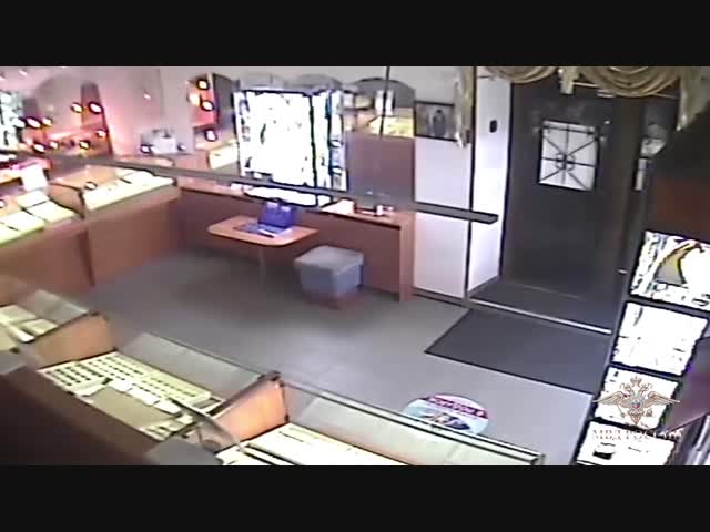 В Карелии ограбили ювелирный магазин
