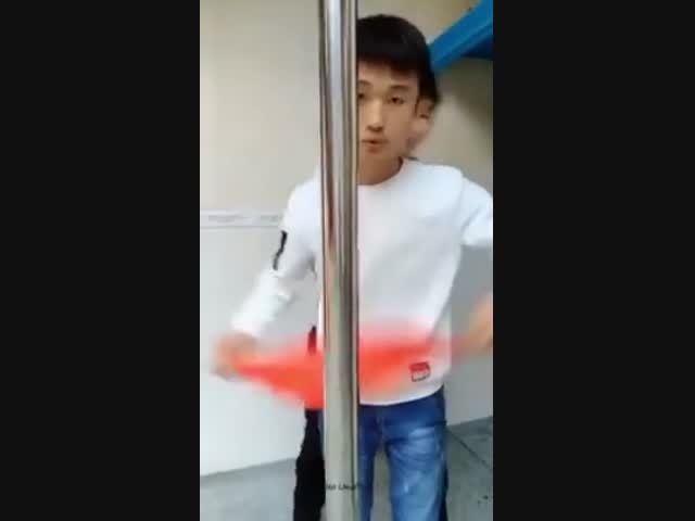 Смешные китайские фокусники