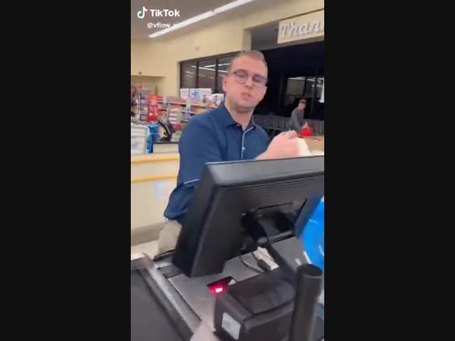 Случай в канадском магазине