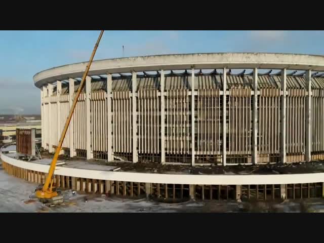 В Санкт-Петербурге снесли СКК