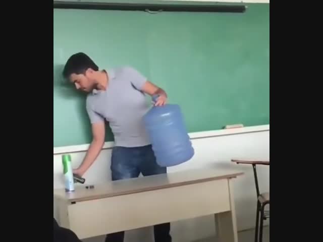 На уроке физики