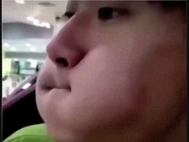 Эти губы! Я никогда их не забуду