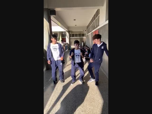 Опасная игра.