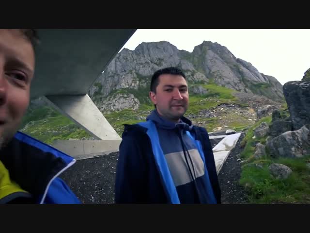 У нас такого никогда не будет.— Даже не надейтесь!