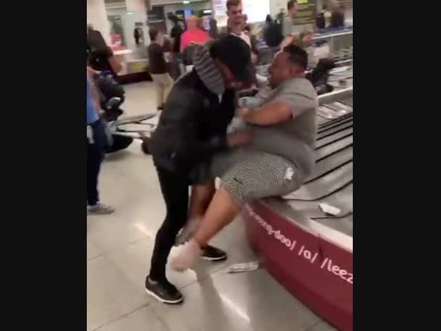 Толстяк попал в ловушку