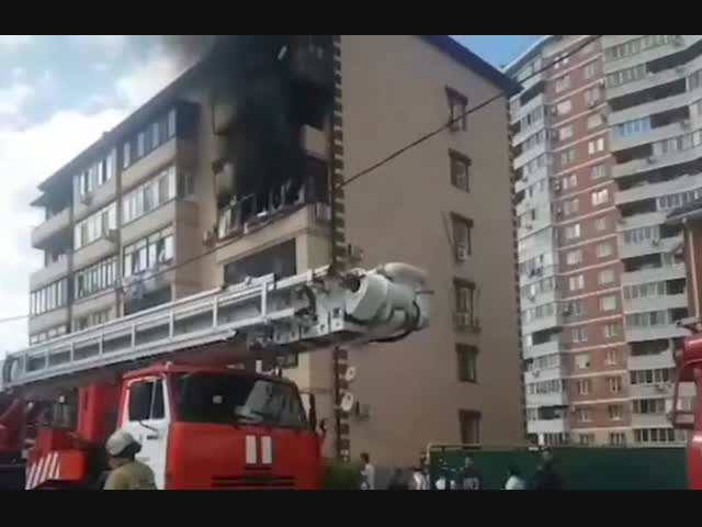 Последствия взрыва квартиры в Краснодаре