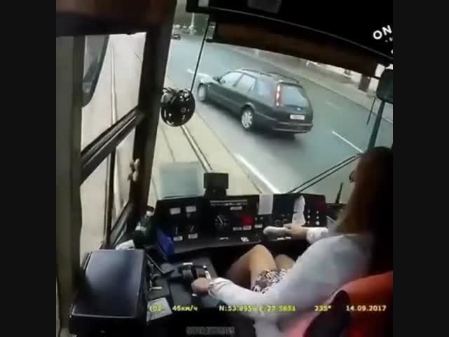 Будни водителей трамвая