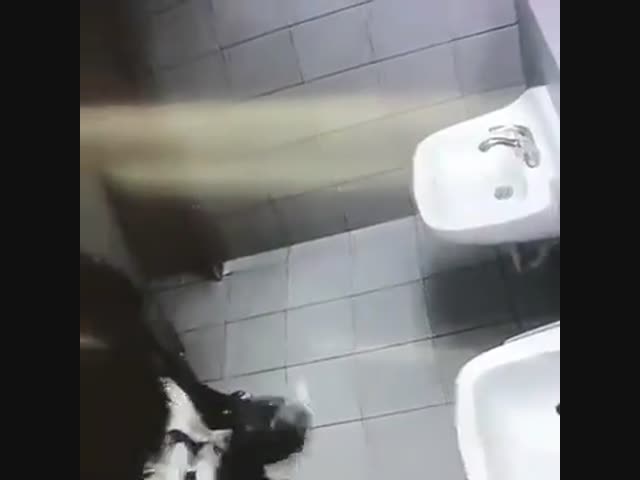 Дурак в Макдоналдс