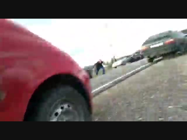 Вооружённое противостояние между пограничниками Таджикистана и Кыргызстана началось из-за конфликта нескольких соседей