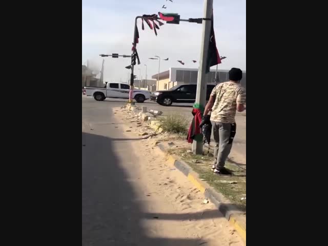 Гражданский внедорожник против РПГ