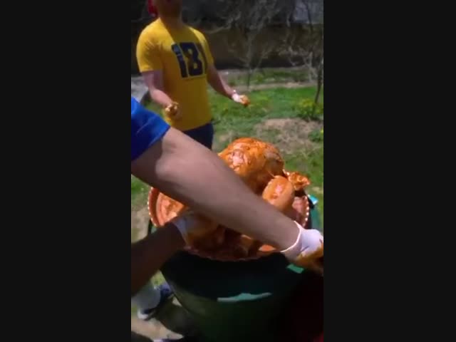 Приготовление индейки в бочке