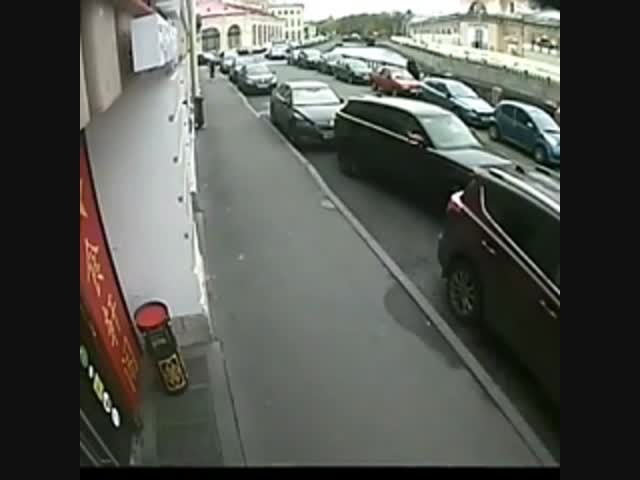 Как угоняют дорогие автомобили