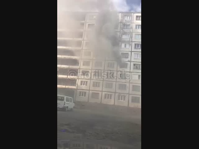В Норильском общежитии произошел пожар