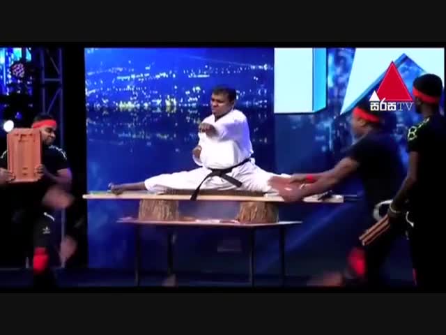 Участник конкурса талантов переоценил свои способности