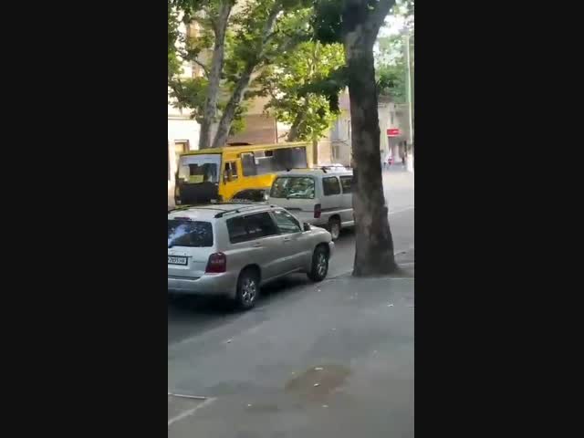 Неприятный случай с голым человеком