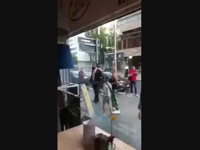 Охрана Меркель