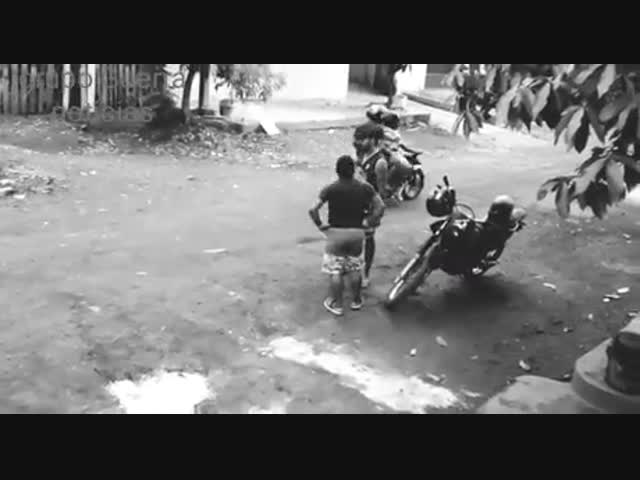 Они поменялись местами 