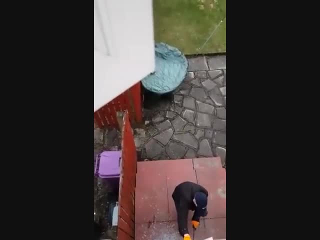 Глупый грабитель