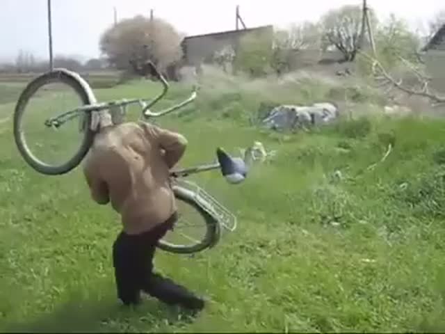 Пьяным за руль нельзя))