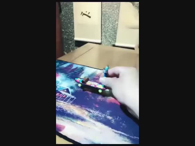 Отличается умом и сообразительностью