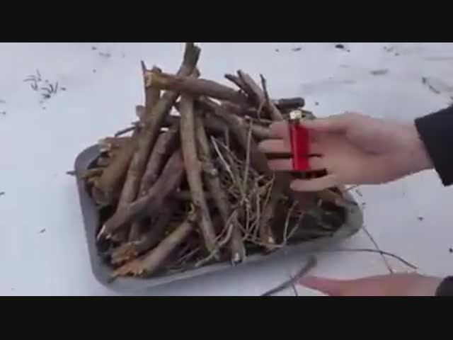 Маленькая зажигалка