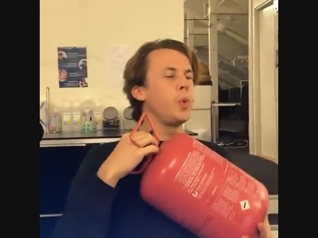 Как гелий влияет на свист