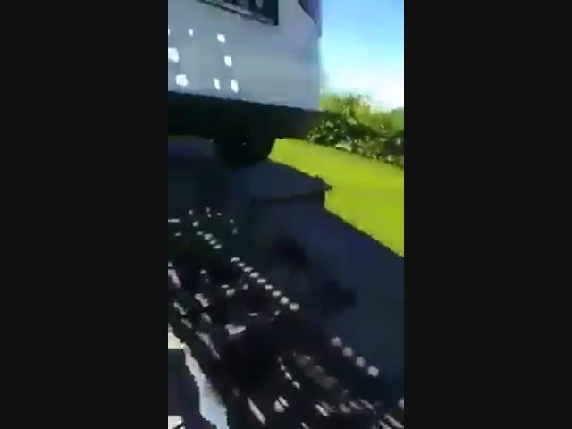 Да ну его на... (много мата)