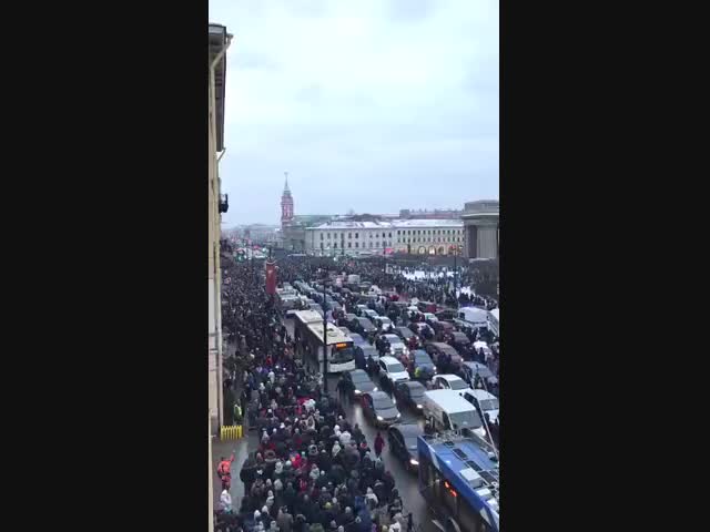 Невероятные кадры из Санкт-Петербурга