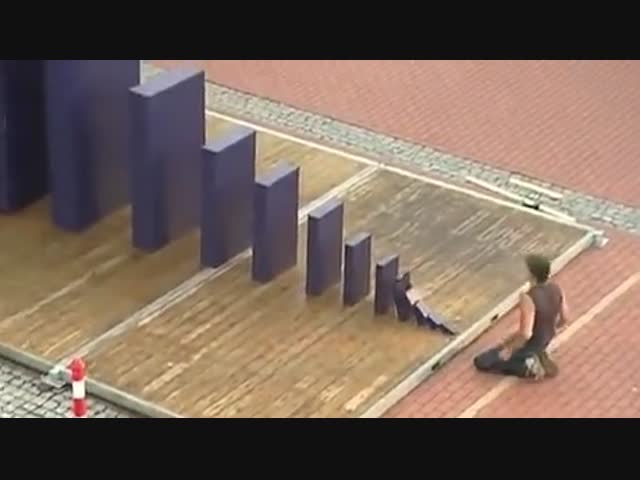 Принцип домино