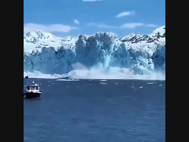 Как разрушается айсберг