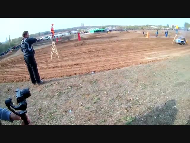 Каскадёр не справился с управлением и наехал на зрителей