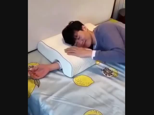 Подушка для двоих