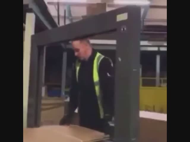 Упаковка - опасная работа