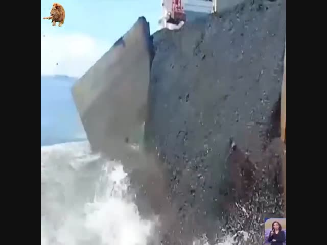 Корабли врезются...