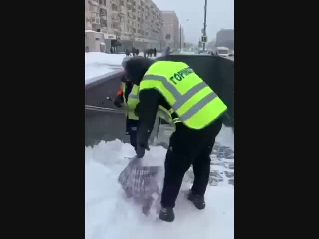 Московские нанотехнологии по уборке снега