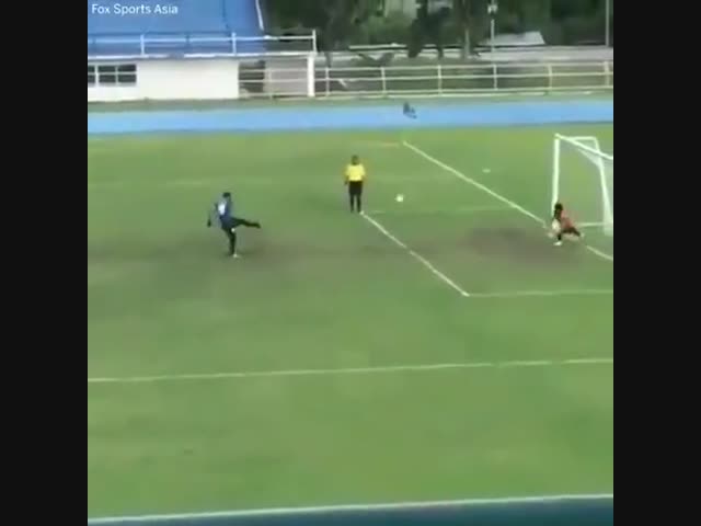 Такого пенальти вы еще не видели!