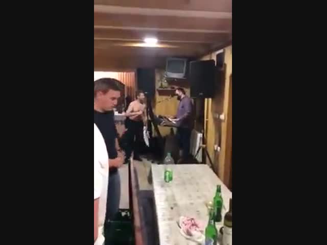 Вечеринка в Сербии