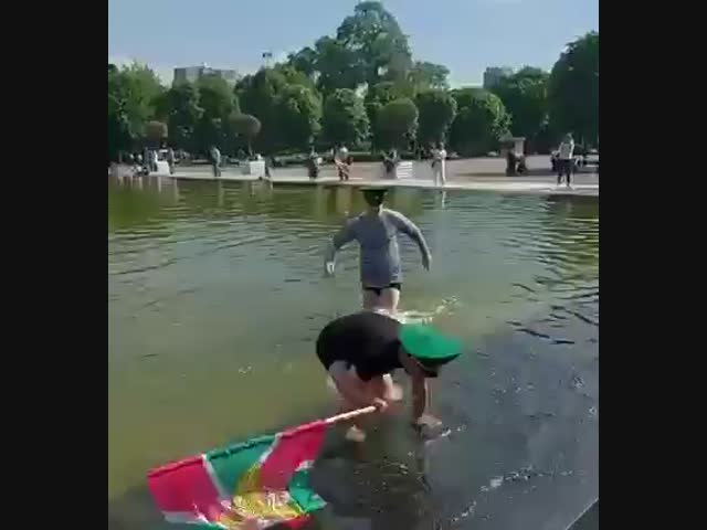 Слишком устали, бедолаги