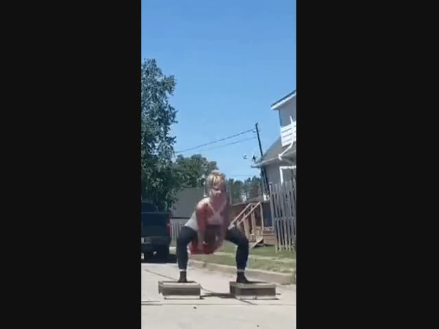 Хорошо, что не гиря