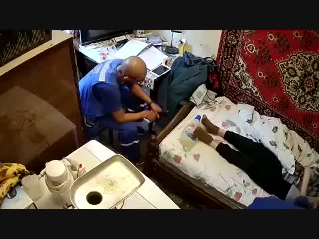 Фельдшер-воришка