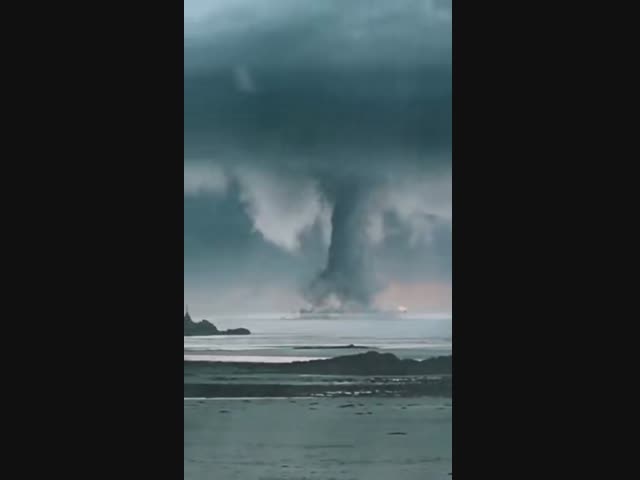 Как рождается смерч