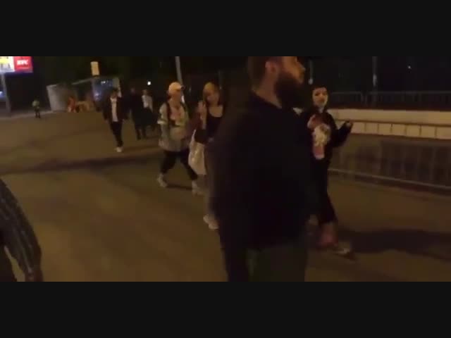 Как надо травить тараканов